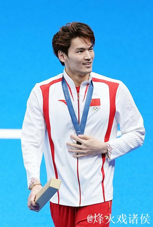 全运会男子100米仰泳 徐嘉余夺冠汪顺第四